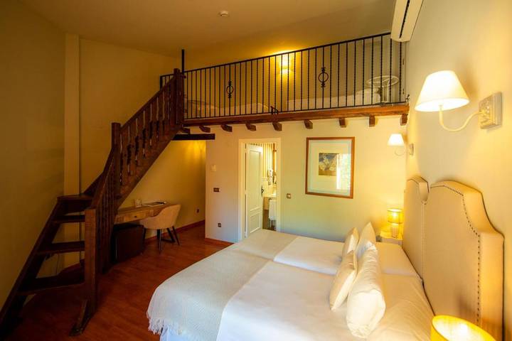 Hotel para 3 personas, con piscina además de vistas y jardín en Extremadura - 4