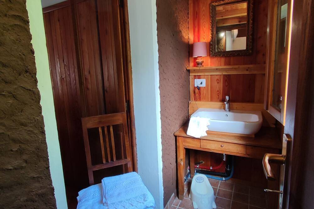 The mountain Cabin in Scopa, Walliser Alpen