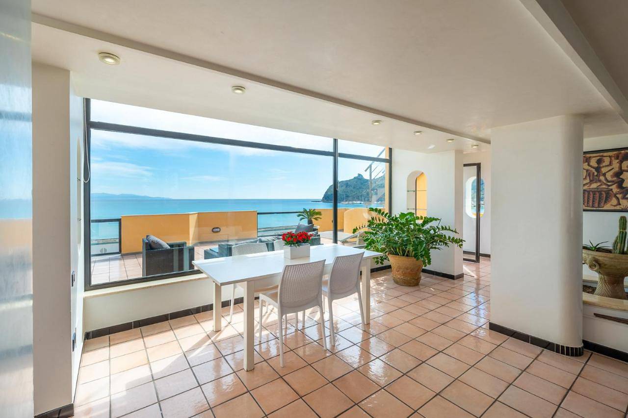 Appartamento intero, Apartment in Poetto (Cagliari), Cagliari