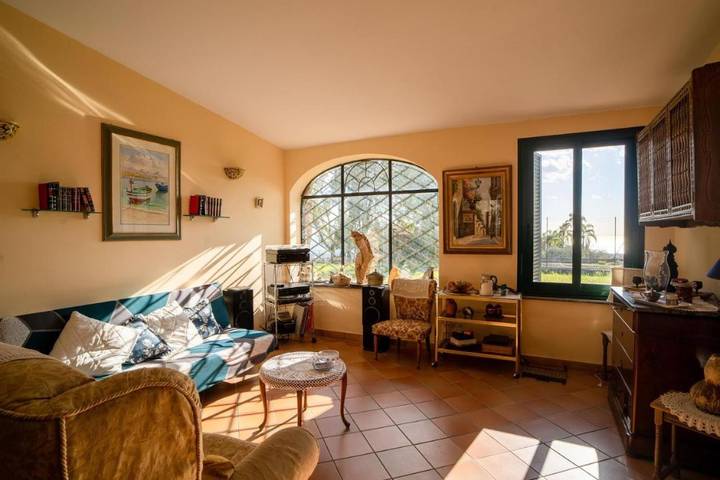 Location de vacances pour 4 personnes, avec Balcon et Terrasse ainsi que Jardin et Vue à Piedimonte Etneo - 4