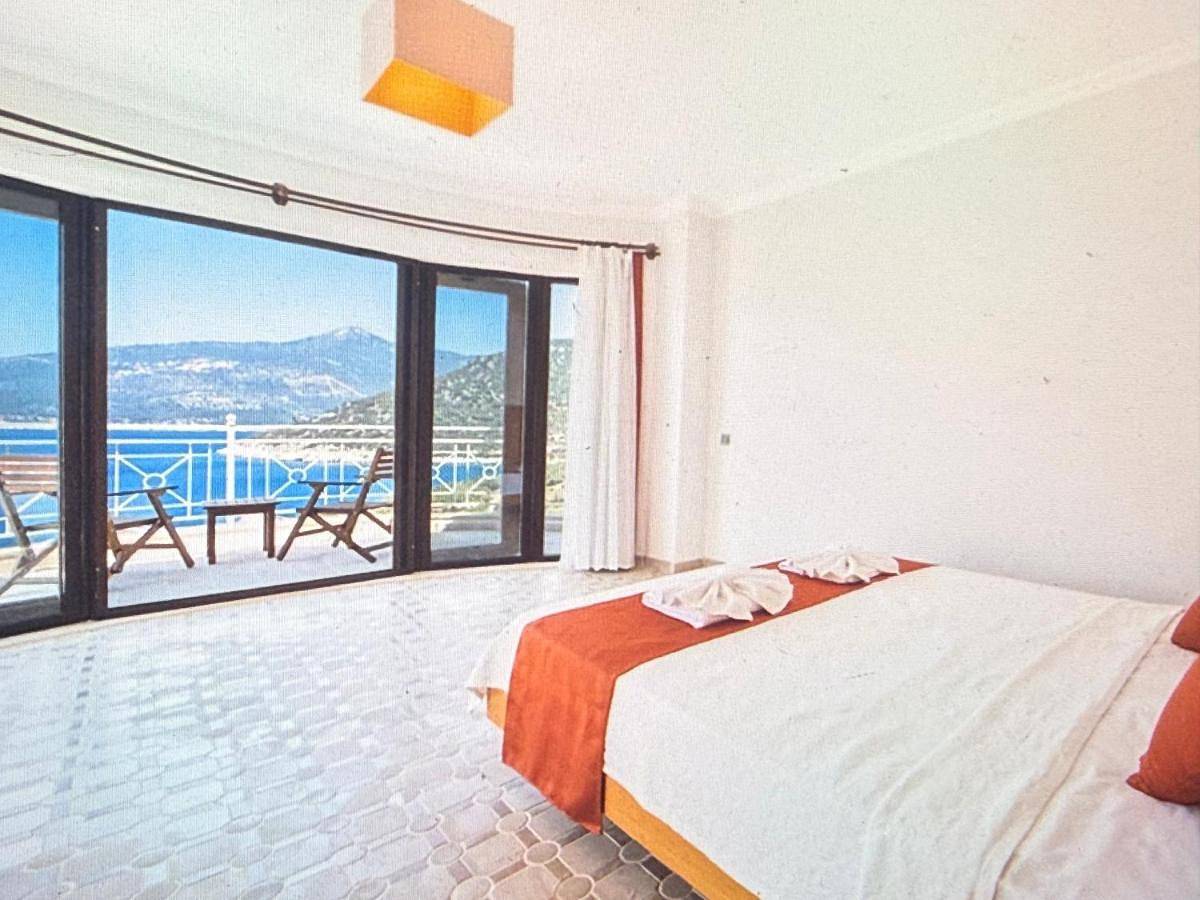 Luxury Lake View Private Pool in Colombare, Sirmione