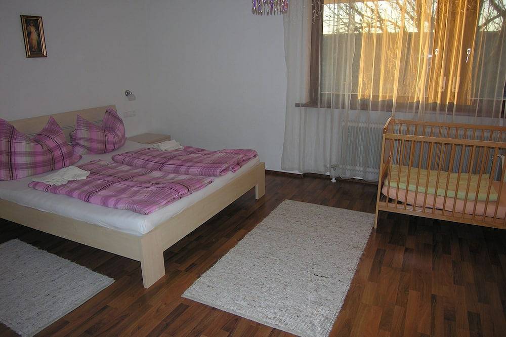 Ganze Wohnung, Familienfreundliche Ferienwohnung am Hofsteig in Schwarzach (Österreich), Bodensee-Vorarlberg