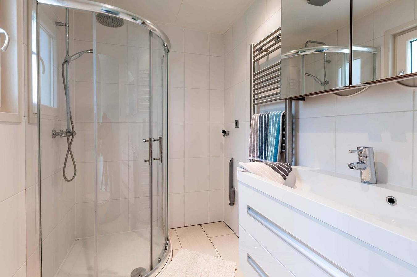 Recreatiepark het Esmeer — Landhuis 4 personen in Betuwe