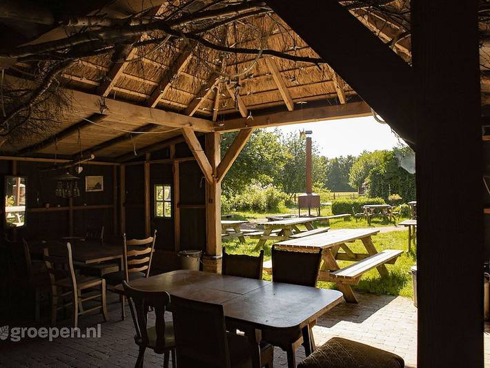 Vakantiehuis voor 40 personen, with balkon/terras and sauna as well as terras in Dwingeloo