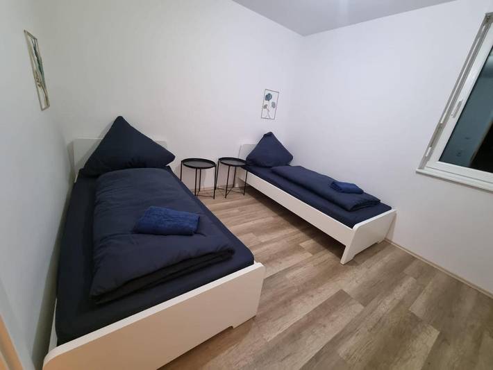 Ferienwohnung für 8 Personen, mit Balkon und Ausblick in Pforzheim - 2