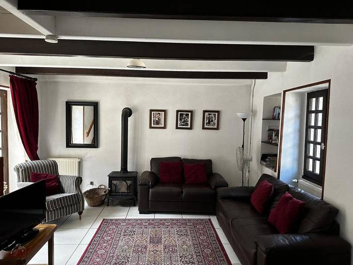 Location de vacances pour 6 personnes, avec piscine ainsi que terrasse et jacuzzi, animaux acceptés à Langeac - 2