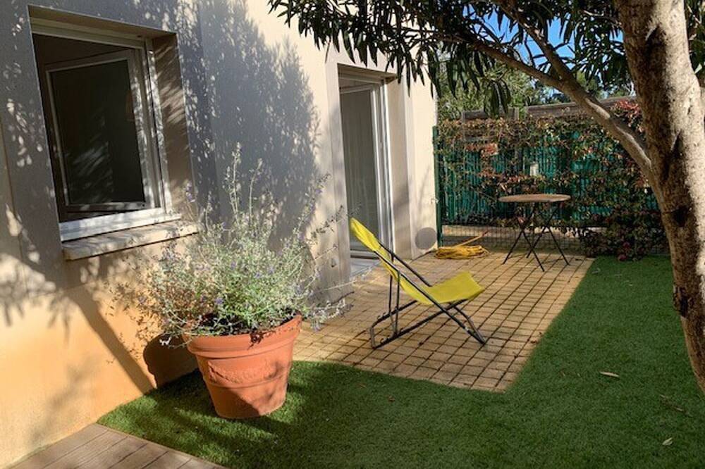 Apartamento entero, Playa y tranquilidad: Apartamento en jardín, 2 Claves, Bouzigues in Bouzigues, Côte d'Améthyste