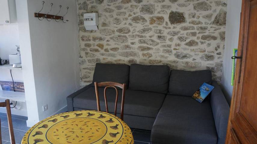 Location de vacances pour 3 personnes, avec Terrasse ainsi que Jardin et Vue à Ensuès-la-Redonne - 4