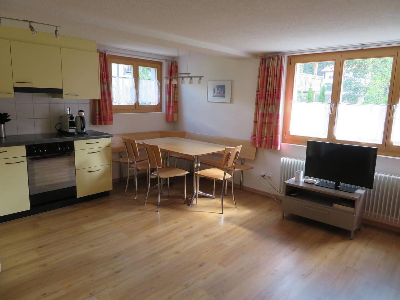 Ganze Ferienwohnung, Chalet Vrenali - Ferienwohnung C (4 Betten/3 Zimmerwohnung) in Vaz/Obervaz, Plessur Alpen