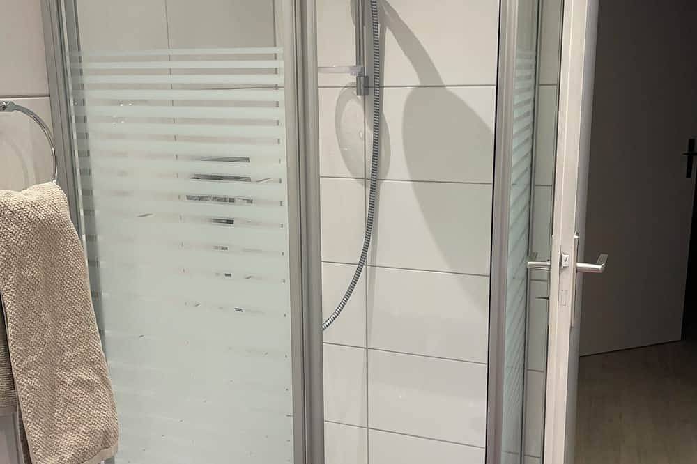 Ganze Wohnung, Gemütliche Ferienwohnung Dg in Klotten, Cochem-Zell
