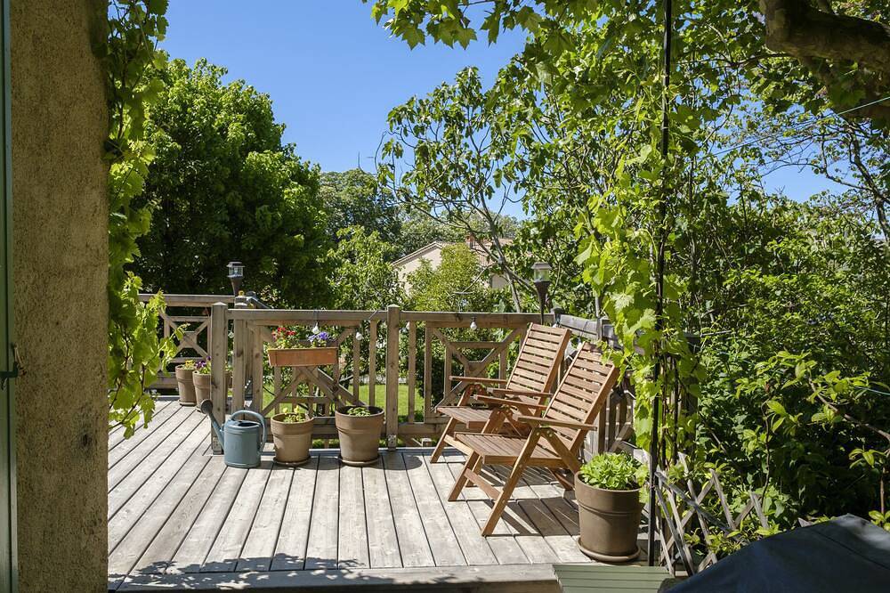 Grande maison provençale, nord du Lubéron, sur 1500 m2 de terrain in Forcalquier, Parc naturel régional du Luberon