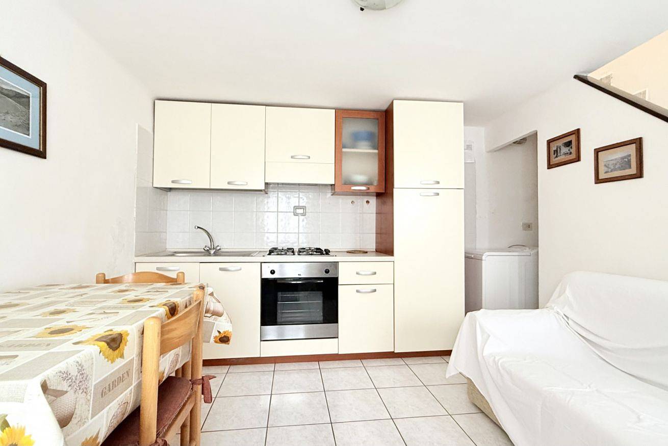 Apartamento entero, N079 - Numana, delightful sky-earth in the historic center in Numana, Riviera del Conero