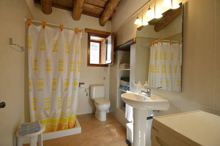 Gîte pour 4 personnes, avec jardin, animaux acceptés à Arbúcies - 4