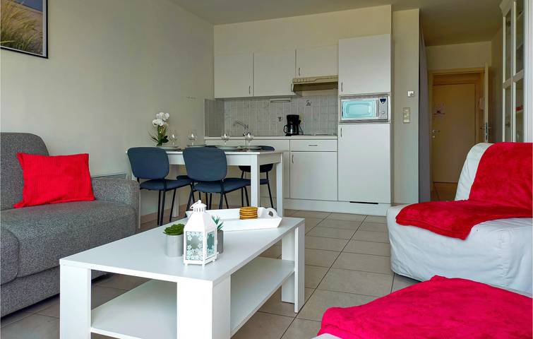 Apartamento vacacional entero, Apartamento de vacaciones para 4 personas con piscina in Ciudad de Ostende, Ostende