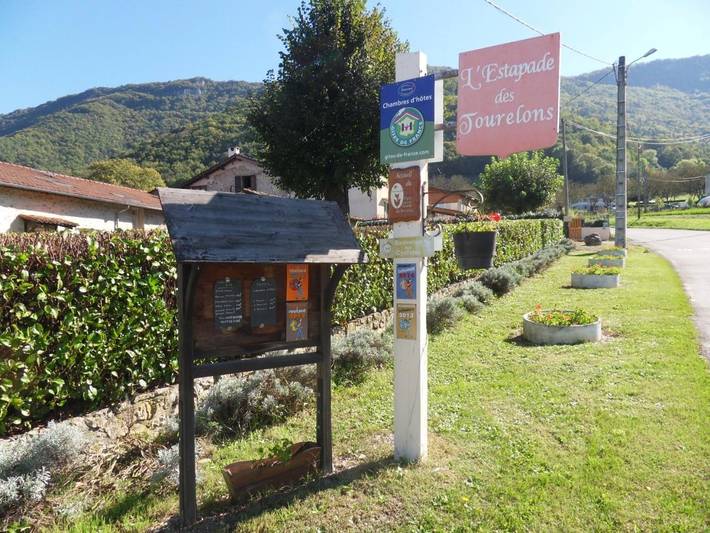 Chambre d’hôte pour 3 personnes, avec jardin ainsi que piscine et vue dans Parc naturel régional du Vercors - 3