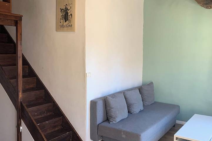 Ganze Wohnung, Studio mit Balkon im Herzen der Altstadt (& 3 Min. Fußweg vom alten Hafen) in Marseille, Marseille und Umgebung