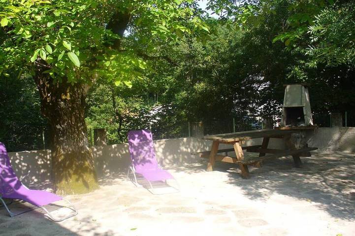 Location de vacances pour 6 personnes dans Castanet-le-Haut