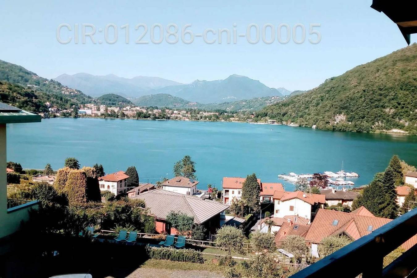 Ganze Wohnung, Charmante Wohnung in Lavena Ponte Tresa - 70 m² - Geräumige Terrasse in Lavena Ponte Tresa, Luganer See (Lombardei)