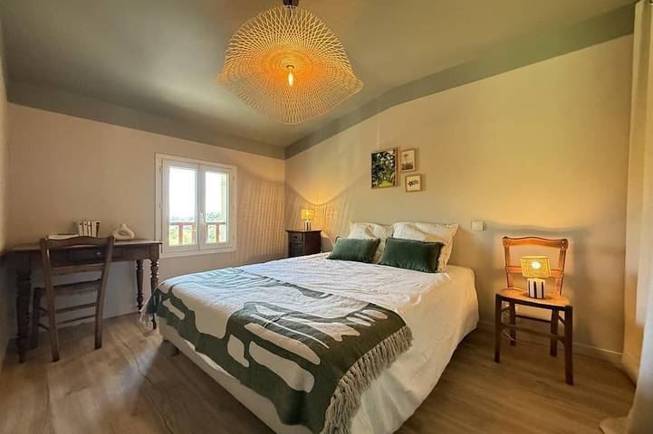Location de vacances pour 4 personnes, avec jardin à Mendionde - 2