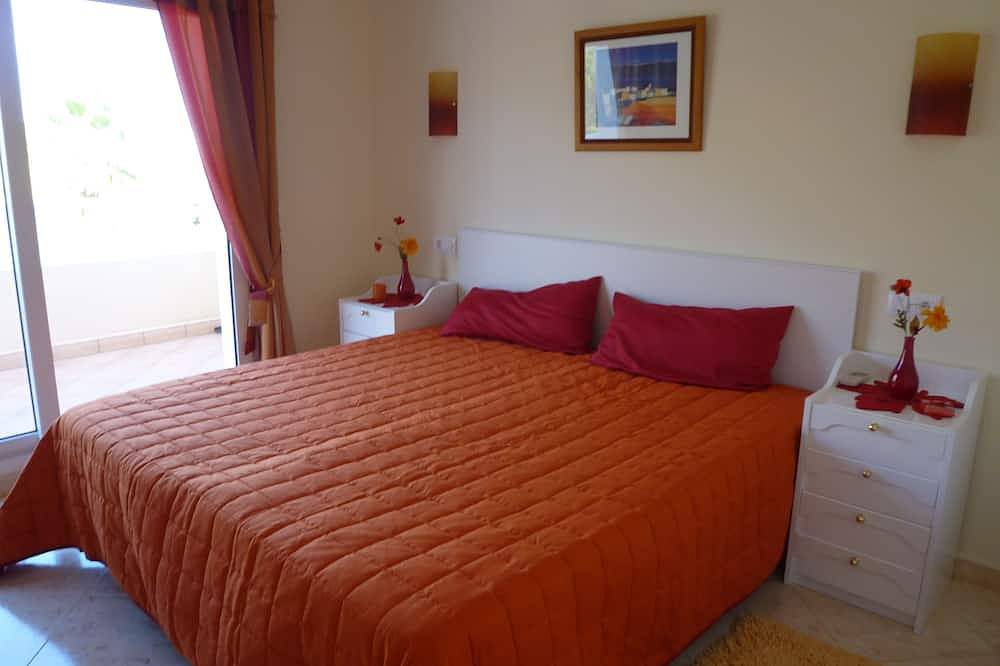 Vacation home with pool on the Costa Blanca/Denia for 4 people in Beniarbeig, Costa Blanca