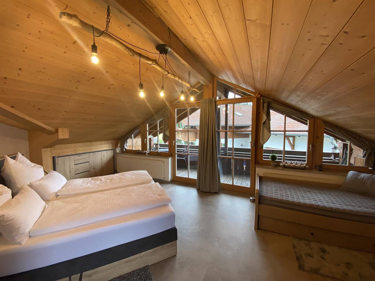 Ganze Ferienwohnung, Ferienwohnung Säulingblick in Eisenberg, Bayerisch Schwaben