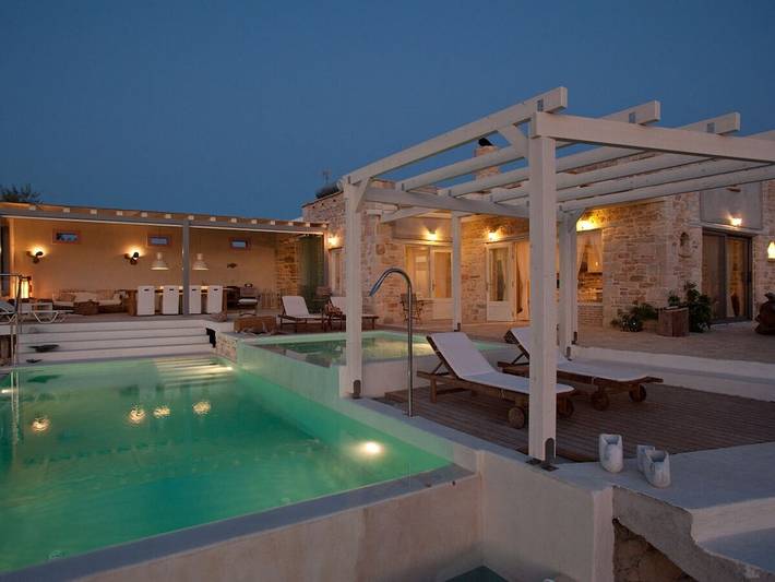 Ferienhaus für 8 Personen, mit Whirlpool und Terrasse sowie Garten und Pool in Pitsidia - 2