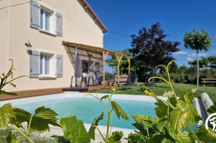 Location de vacances pour 11 personnes, avec piscine et jardin à Labastide-de-Lévis