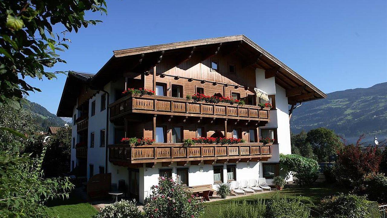 Apartamento vacacional entero, Ferienwohnung für 4 Personen (45 m²) in Fügen in Fügen, Ski-Optimal Hochzillertal