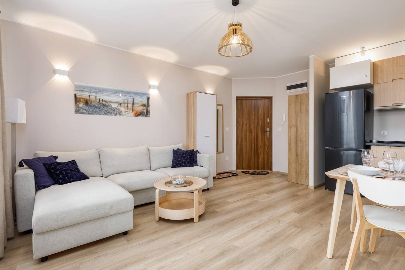 Geheel appartement, Apartment with Terrace | Air Conditioning, Parking, Close to the Beach in Darłówko, Darłowo