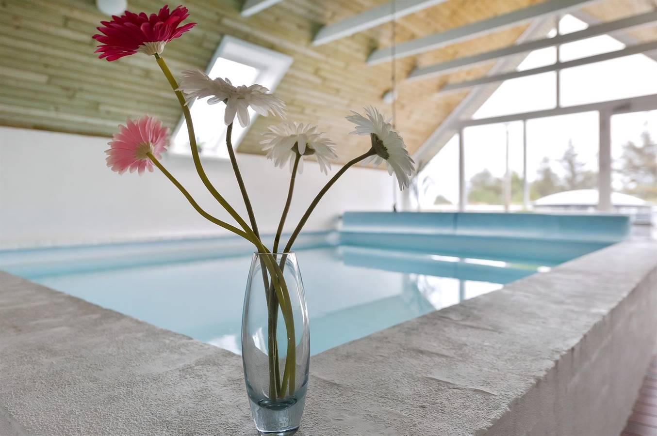 Amazing home in Ringkøbing w/ 5 Bedrooms, Sauna and Wifi in Ringkøbing, Holmsland Klit