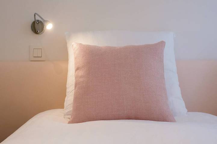 Gîte pour 3 personnes, avec jardin dans Talloires-Montmin - 2