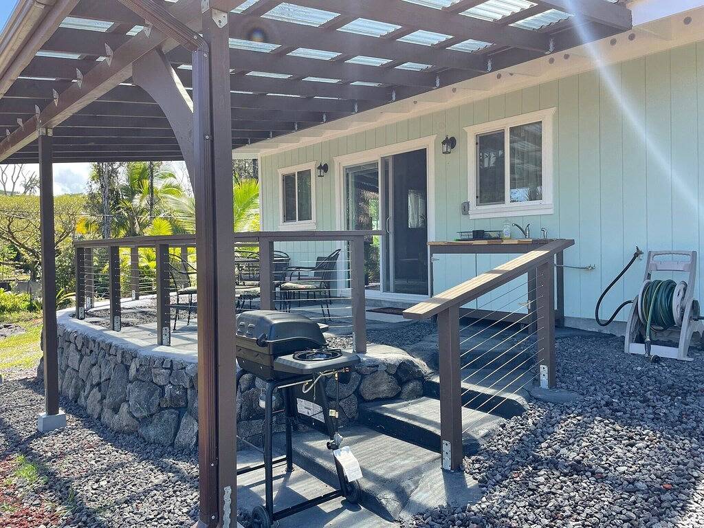 Hale Hapu’u. A unique Hawaiian experience. in Hawaiian Paradise Park, East Puna