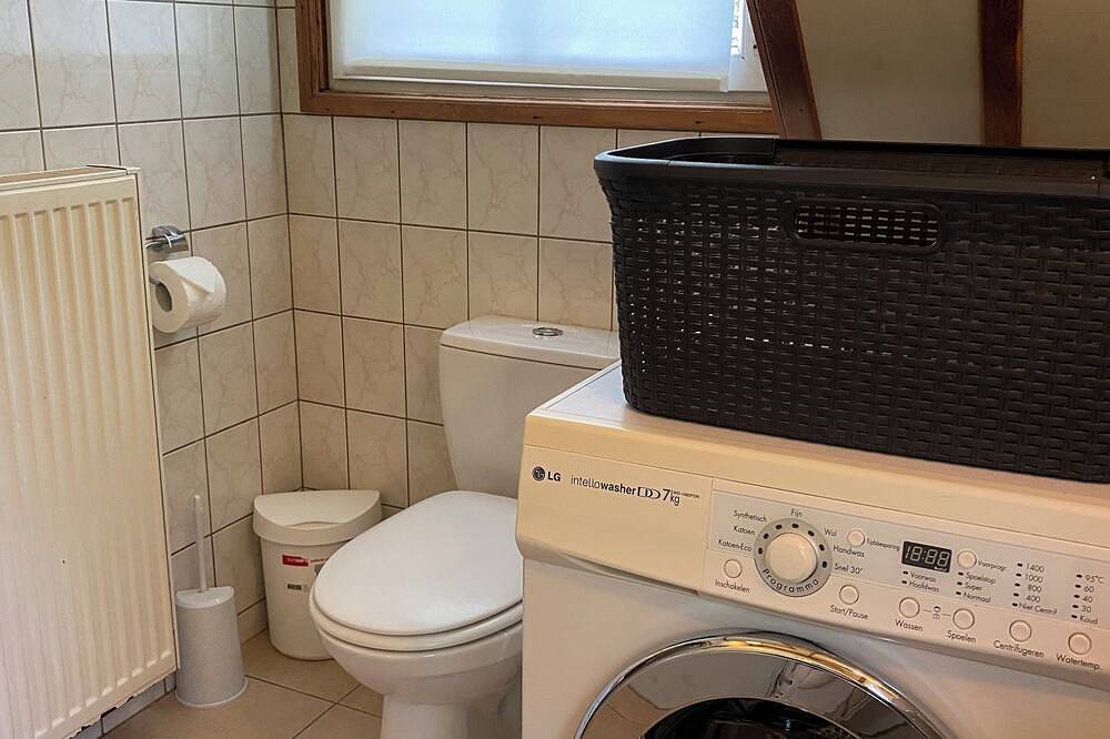 Ganze Wohnung, Fully furnished apartment with balcony on forest and dune area in Soest (Niederlande), Utrecht und Umgebung