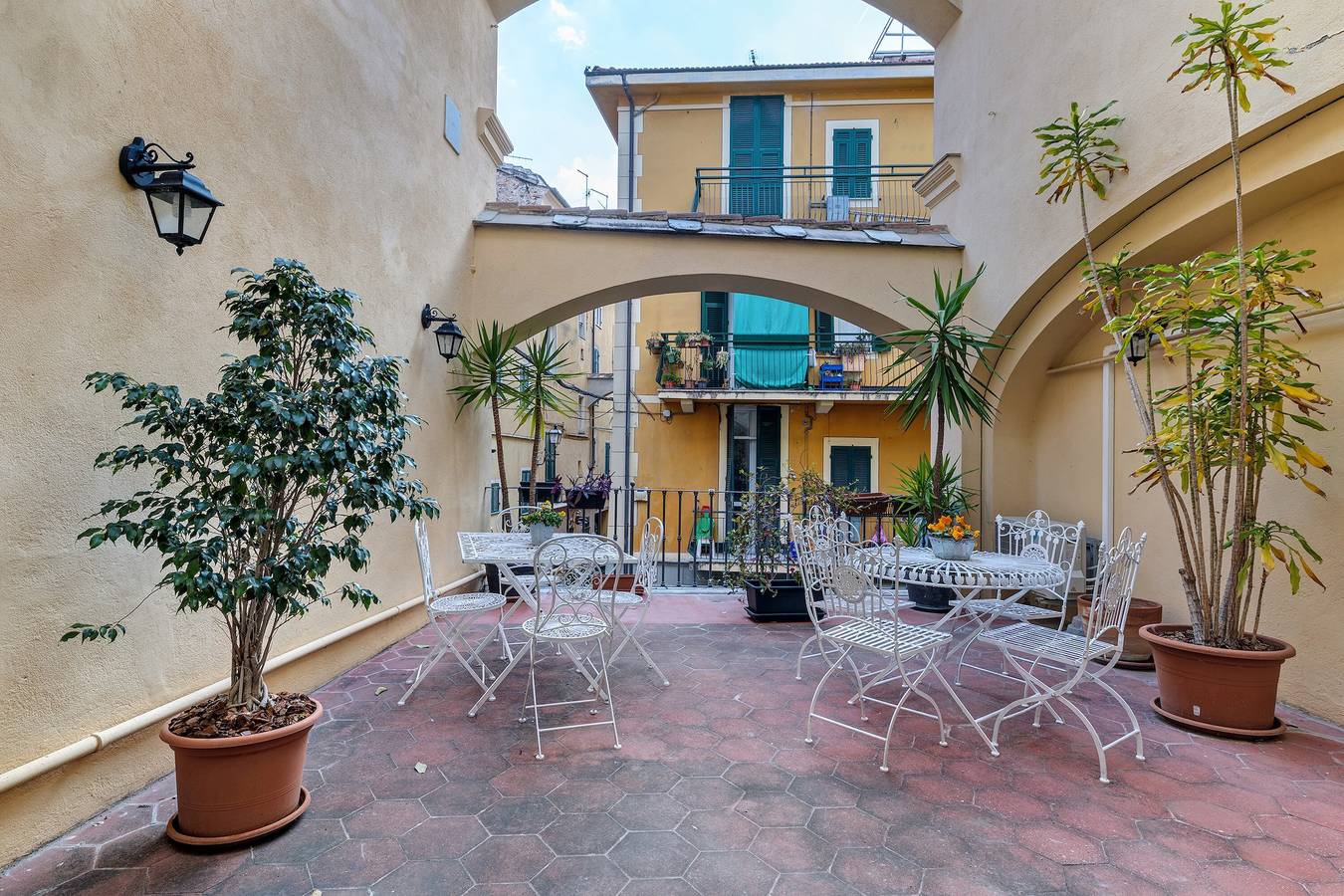 Apartamento entero, Apartamento 'La Casa Del Marchese' con Terraza Privada in Pietra Ligure, Pietra Ligure Municipio