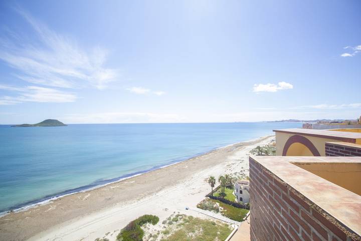 Ferienwohnung für 3 Personen, mit Terrasse und Pool sowie Meerblick in La Manga