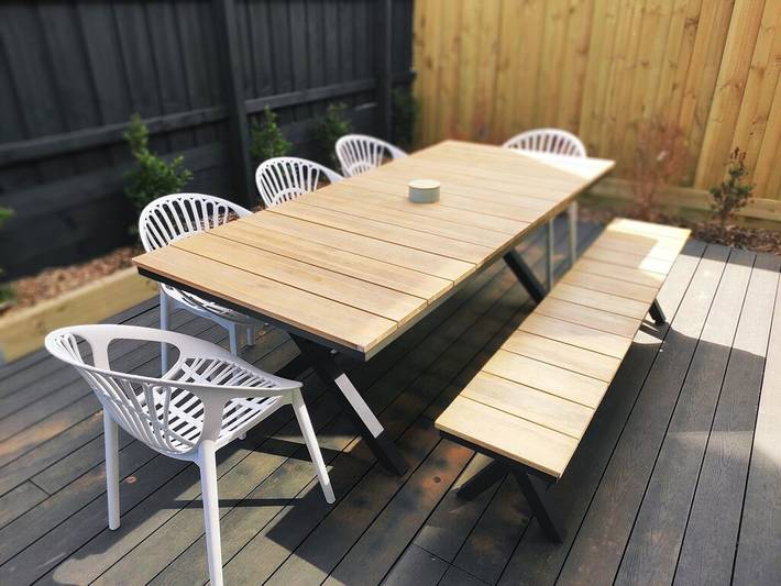 Holiday home for 8 people, with balcony and hot tub as well as garden in Mornington Peninsula