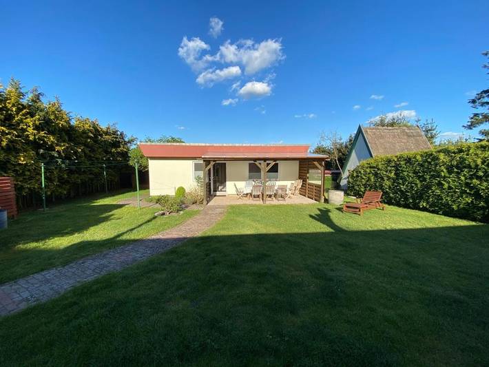 Ferienhaus für 4 Personen, mit Terrasse und Garten sowie Sauna