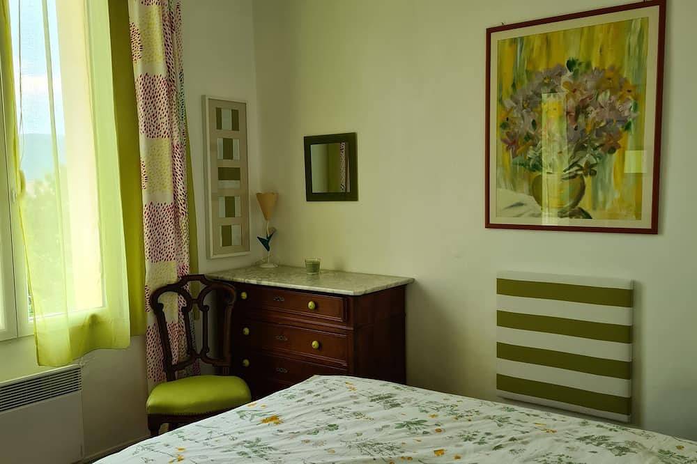 Très agréable maison de famille in Berre-les-Alpes, Côte méditerranéenne (France)