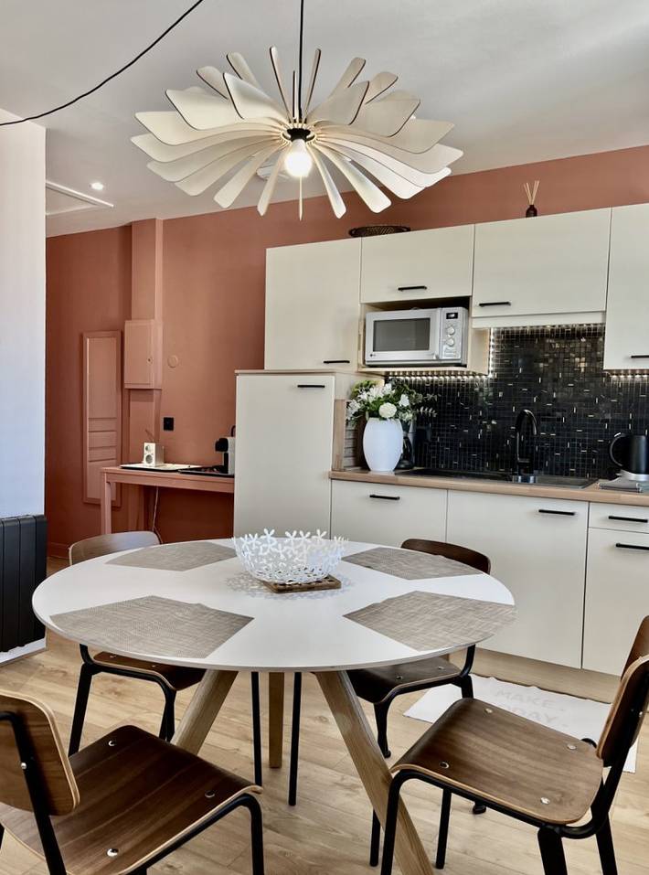 Gîte pour 4 personnes, avec jardin et terrasse, animaux acceptés