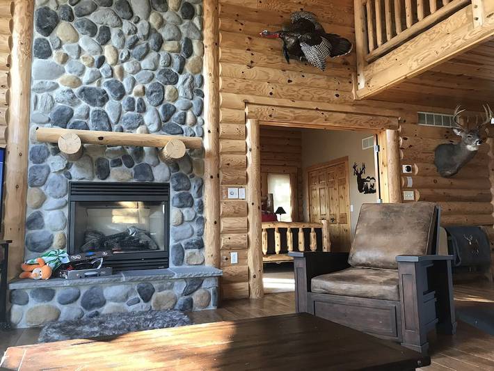 Log cabin for 6 people, with balcony, with pets in Wisconsin