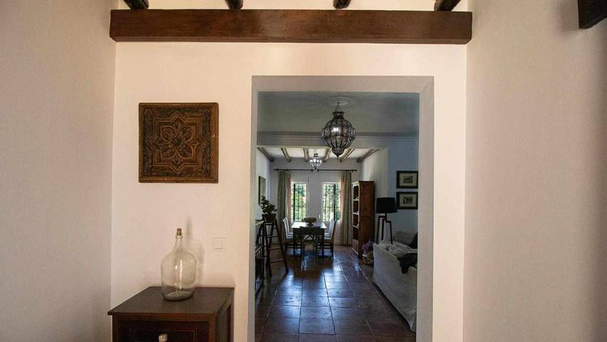 Location de vacances pour 8 personnes, avec jardin et piscine à Lora del Río - 4