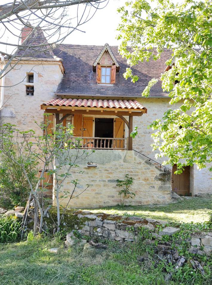 Location de vacances pour 6 personnes, avec balcon et jardin dans Corn