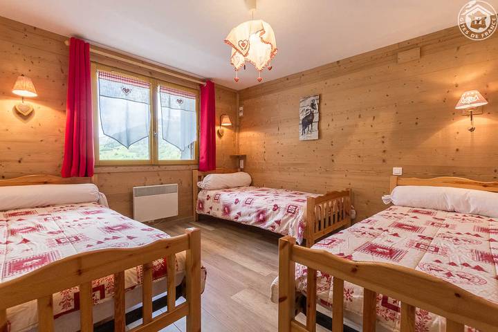 Chalet pour 5 personnes, avec terrasse, animaux acceptés à Hauteluce - 3