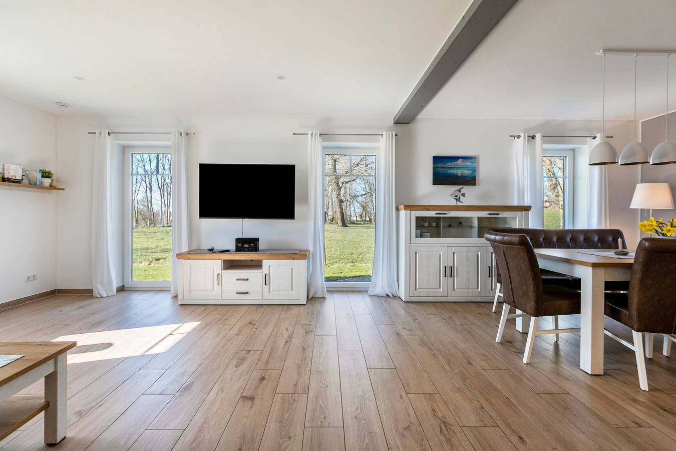 Ganze Wohnung, Ferienwohnung 'Ferienwohnung Hauptdeck' mit Gemeinschaftsgarten und Wi-Fi in Pellworm, Nordfriesland