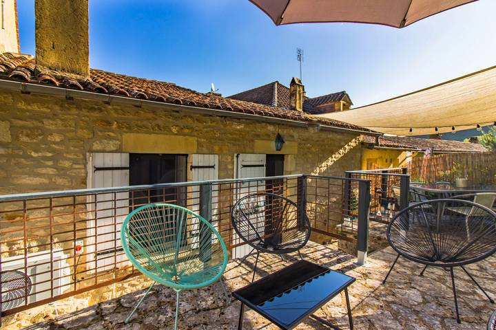 Maison de vacances pour 5 personnes, avec jardin, adapté aux familles à Castelnaud-la-Chapelle