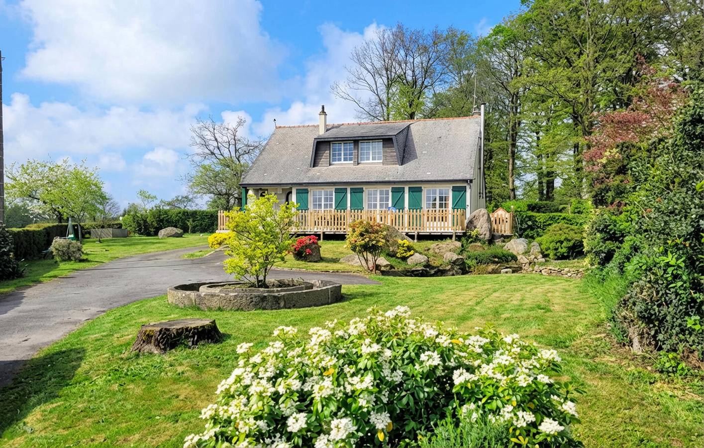 Appartement confortable 1 chambre avec parking, télévision et jardin in Parigné, Fougères-Vitré