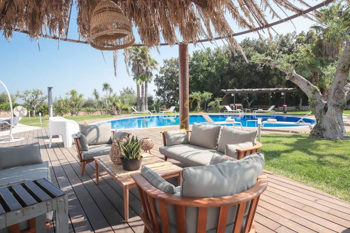 Location de vacances pour 10 personnes, avec terrasse et jardin, animaux acceptés à Monopoli - 2