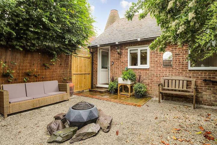 Casa rural para 2 personas, con jardín - 1