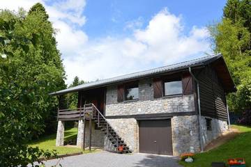 Gîte pour 6 personnes, avec jardin à Gedinne