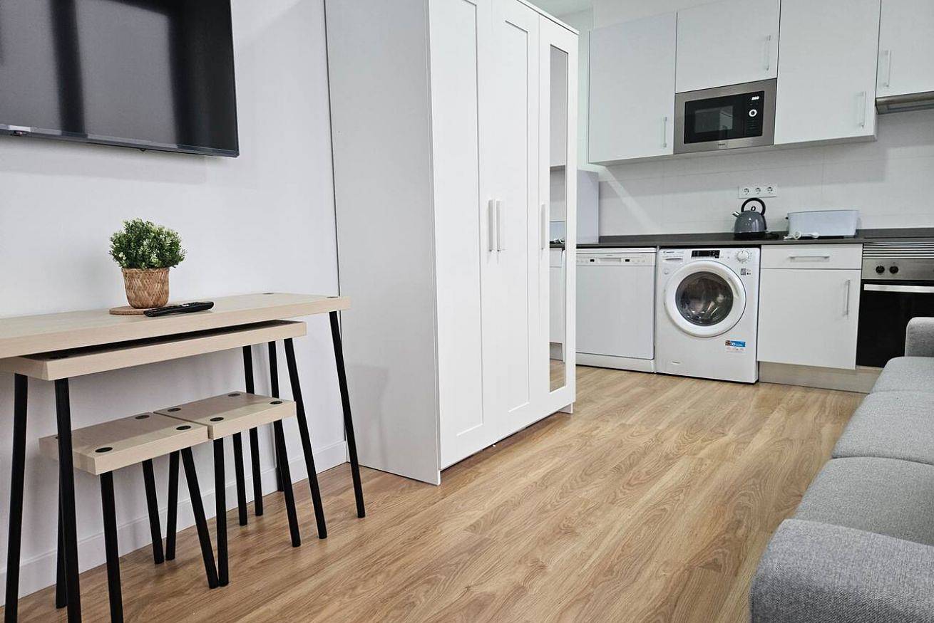 Ganze Wohnung, Schickes Apartment mit Wlan, Aufzug & voll ausgestatteter Küche in Oviedo, Cordillera Cantábrica